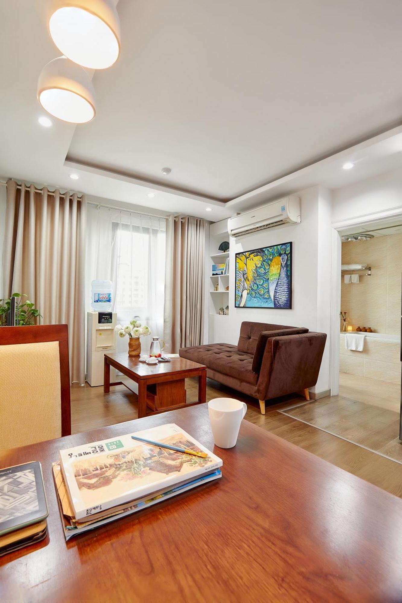 The Bloom Classic - Hotel And Bistro Ханой Экстерьер фото
